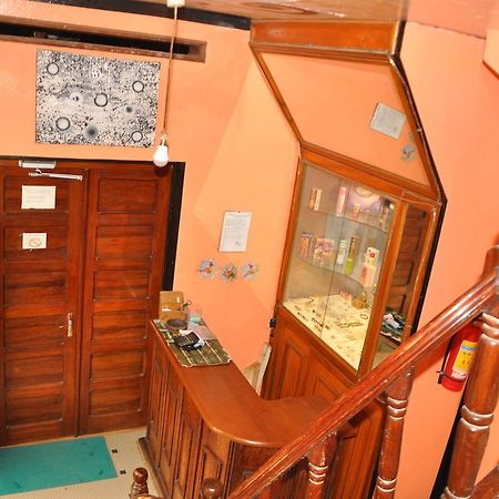 Chez Agnes Hotell Dakar Exteriör bild