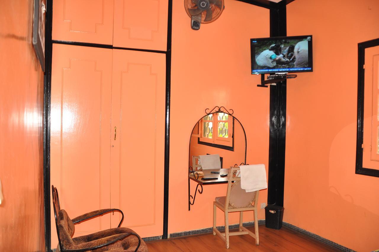 Chez Agnes Hotell Dakar Exteriör bild