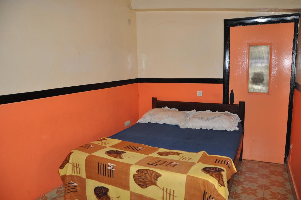 Chez Agnes Hotell Dakar Exteriör bild